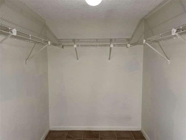 111 Lake Emerald Drive 101, Oakland Park, FL 33309