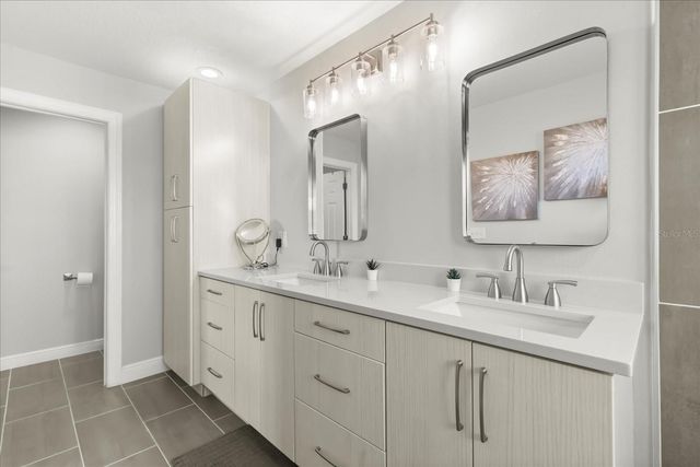 171 VALENCIA CIRCLE, St Petersburg, FL 33716