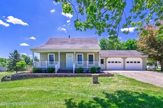 2658 E Gresham Highway, Charlotte, MI 48813