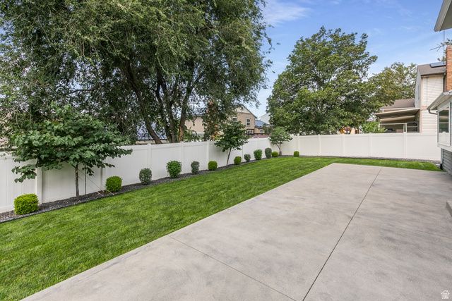 11906 S WOODRIDGE RD, Sandy, UT 84094