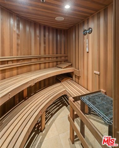 2108 Stratford Circle, Los Angeles, CA 90077