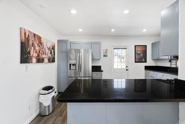 10517 S Normandie Ave., Los Angeles, CA 90044