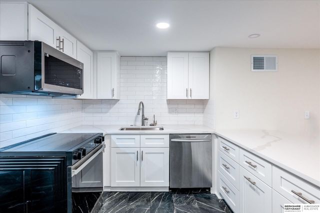 2040 Platteview Drive, Cedar Creek, NE 68016