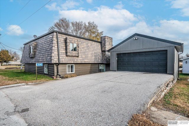 2040 Platteview Drive, Cedar Creek, NE 68016