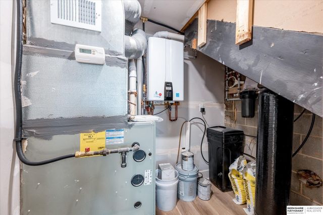 2040 Platteview Drive, Cedar Creek, NE 68016