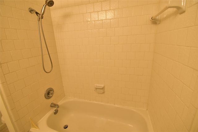 7525 Holly Hill Drive 58, Dallas, TX 75231