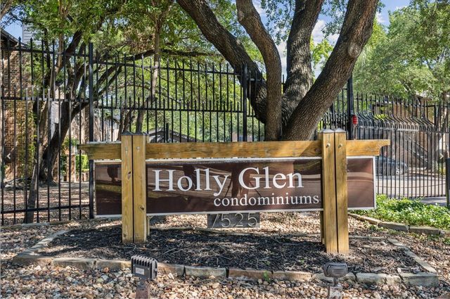 7525 Holly Hill Drive 58, Dallas, TX 75231