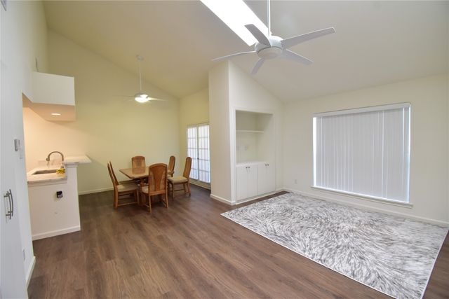 7525 Holly Hill Drive 58, Dallas, TX 75231
