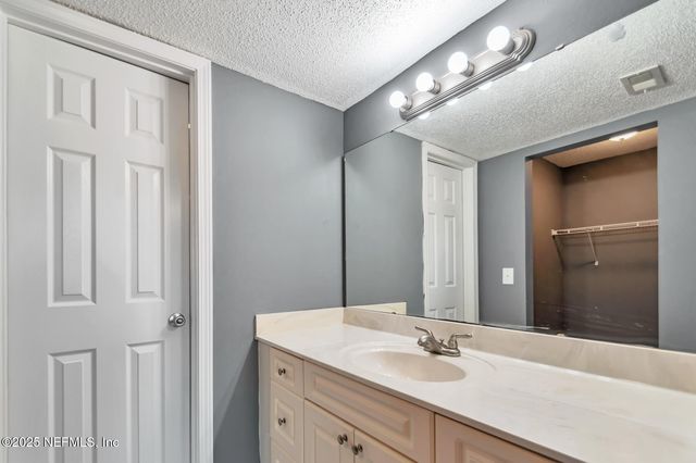 3916 CORRIDA Court 8, Jacksonville, FL 32217