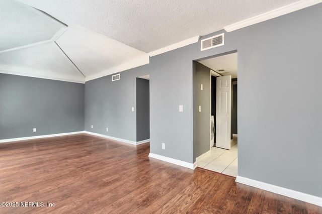 3916 CORRIDA Court 8, Jacksonville, FL 32217