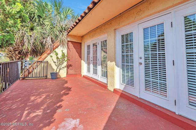 3916 CORRIDA Court 8, Jacksonville, FL 32217