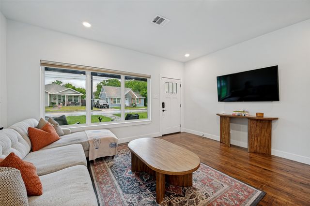 506 N Chestnut Street, Mckinney, TX 75069