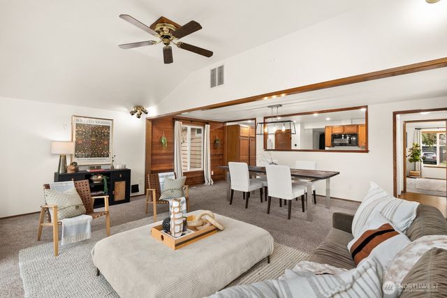 16137 120th Avenue SE, Renton, WA 98058