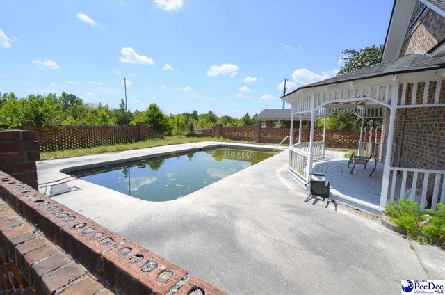 2212 Poor Farm Road, Effingham, SC 29541