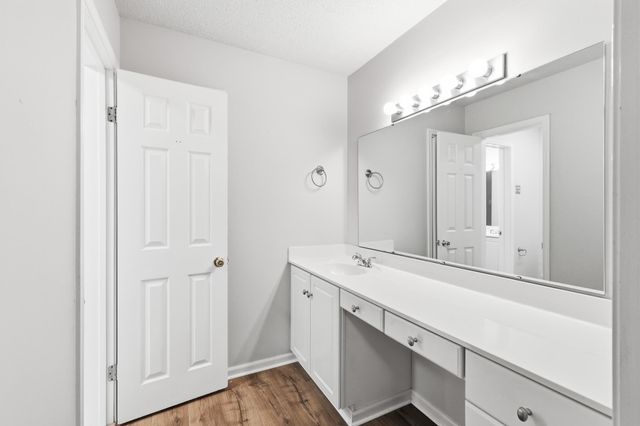 616 Parkside Dr, Thibodaux, LA 70301