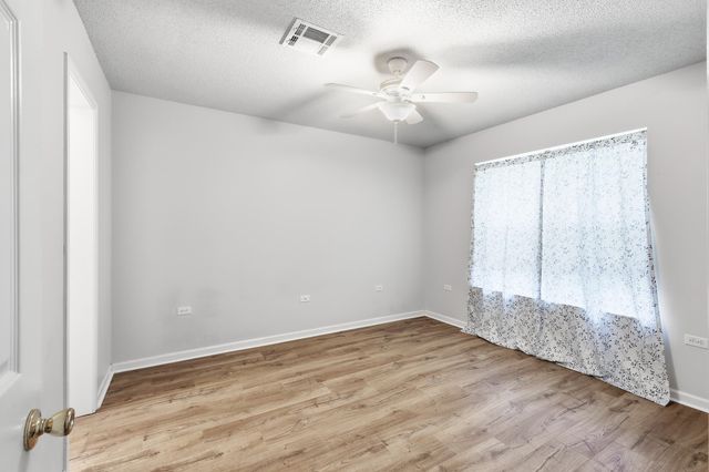 616 Parkside Dr, Thibodaux, LA 70301