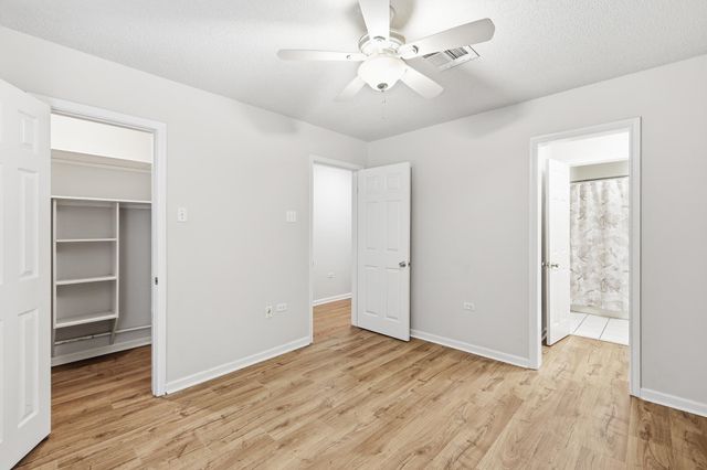 616 Parkside Dr, Thibodaux, LA 70301