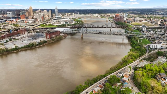 935 Highway Avenue, Covington, KY 41011