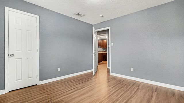 5318 Hemlock Drive, Baytown, TX 77521
