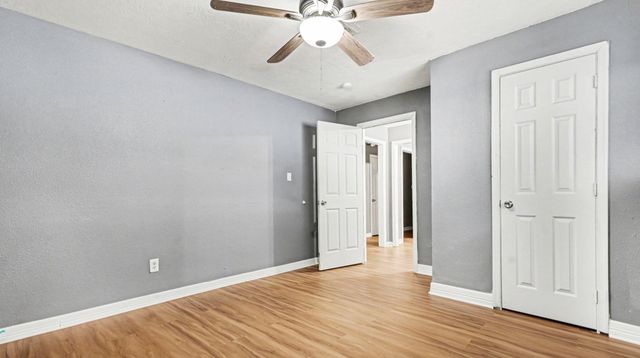 5318 Hemlock Drive, Baytown, TX 77521