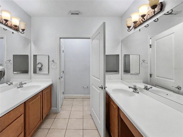 1230 WRIGHT CIRCLE 108, Celebration, FL 34747