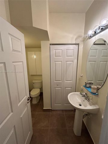 12434 Emerald Creek Manor, Plantation, FL 33325