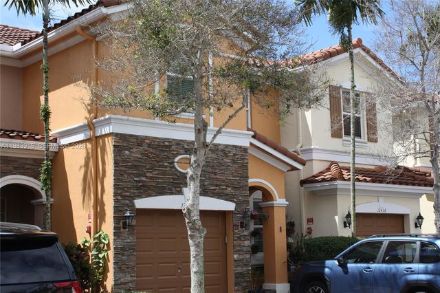 12434 Emerald Creek Manor, Plantation, FL 33325