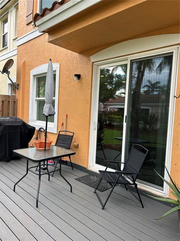 12434 Emerald Creek Manor, Plantation, FL 33325