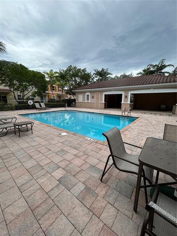 12434 Emerald Creek Manor, Plantation, FL 33325