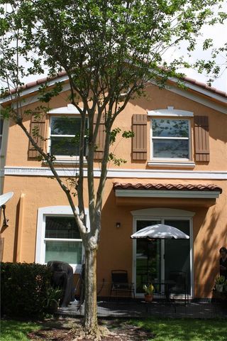 12434 Emerald Creek Manor, Plantation, FL 33325