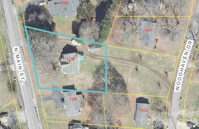 000 Woodhaven Drive, Mount Holly, NC 28120