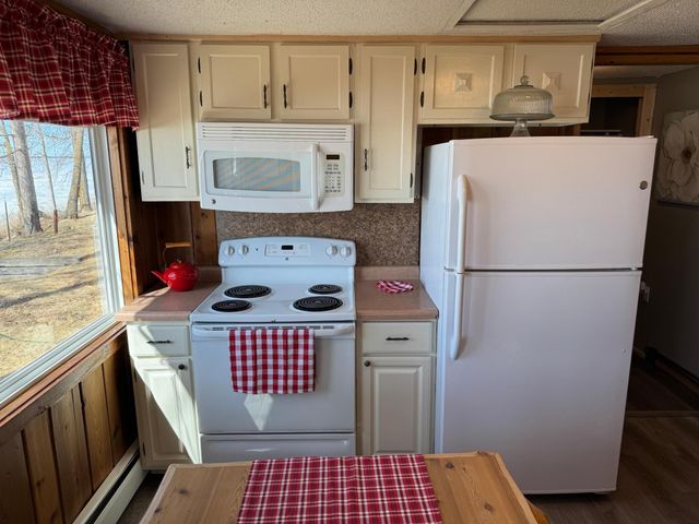 20455 326th Avenue, Isle, MN 56342