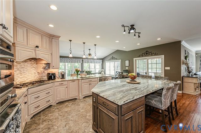 7557 Patriots Landing Pl, Quinton, VA 23141