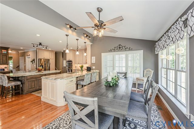 7557 Patriots Landing Pl, Quinton, VA 23141