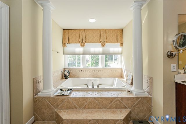 7557 Patriots Landing Pl, Quinton, VA 23141
