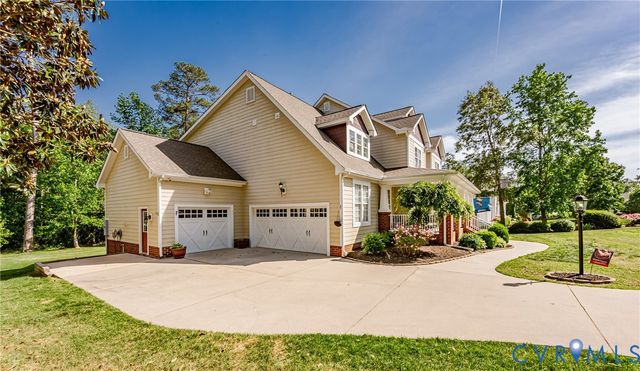 7557 Patriots Landing Pl, Quinton, VA 23141