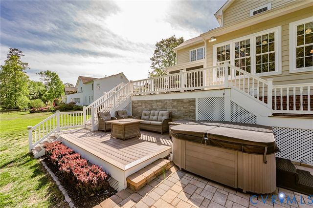 7557 Patriots Landing Pl, Quinton, VA 23141