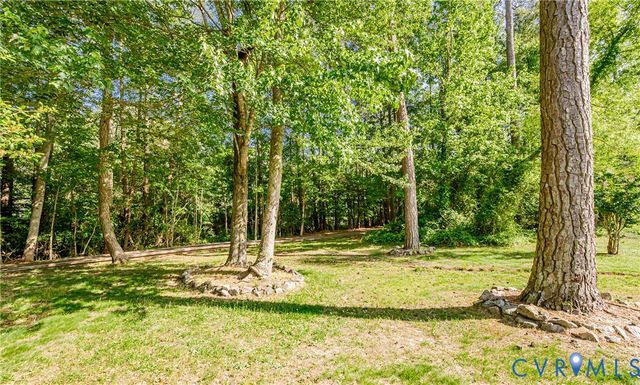 7557 Patriots Landing Pl, Quinton, VA 23141