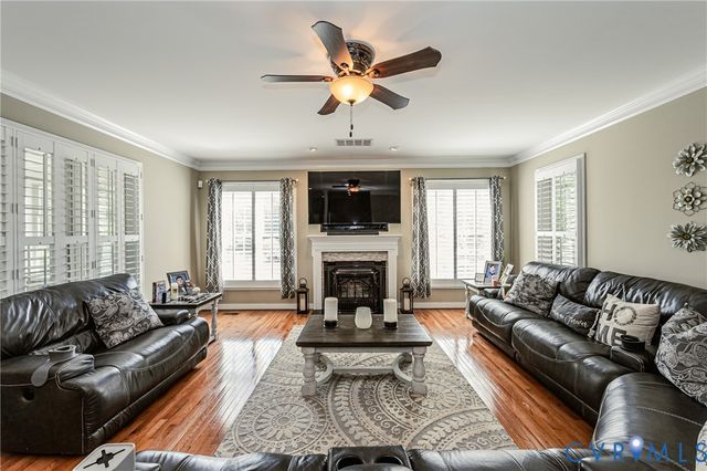 7557 Patriots Landing Pl, Quinton, VA 23141