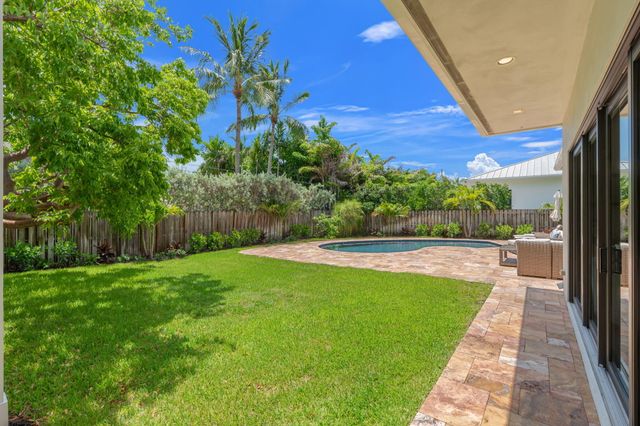 1716 Middle River Drive, Fort Lauderdale, FL 33305