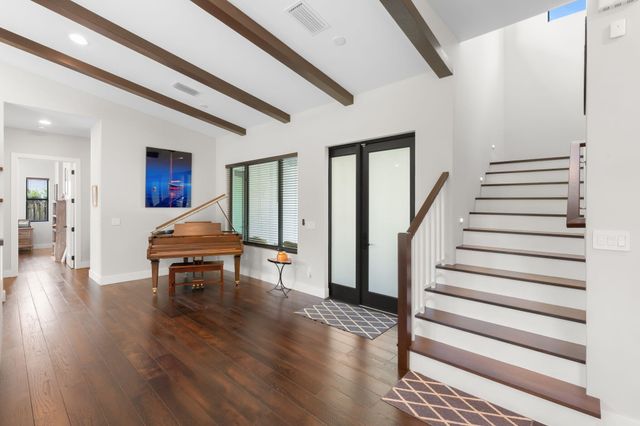 1716 Middle River Drive, Fort Lauderdale, FL 33305