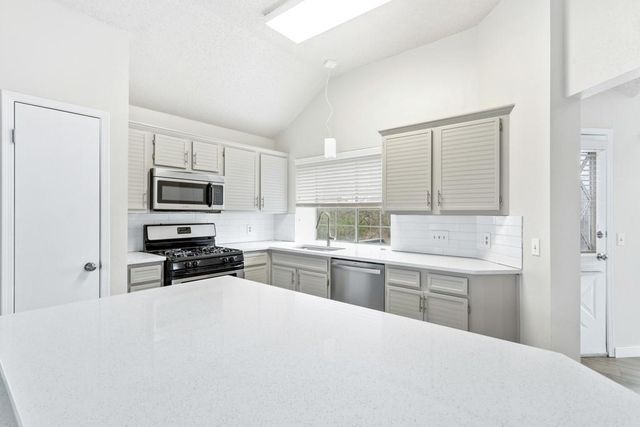 8609 Ephraim RD, Austin, TX 78717