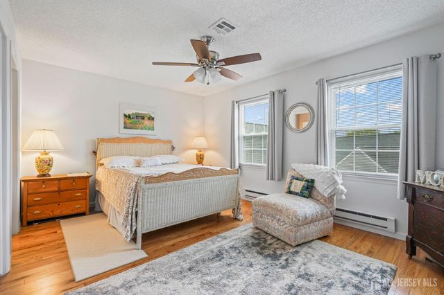 481 Newport Way N, Monroe, NJ 08831