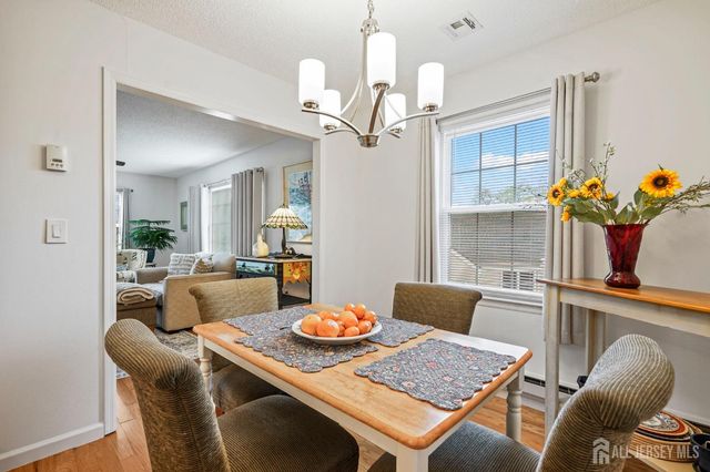 481 Newport Way N, Monroe, NJ 08831