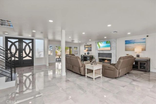 17130 Courtney, Huntington Beach, CA 92649