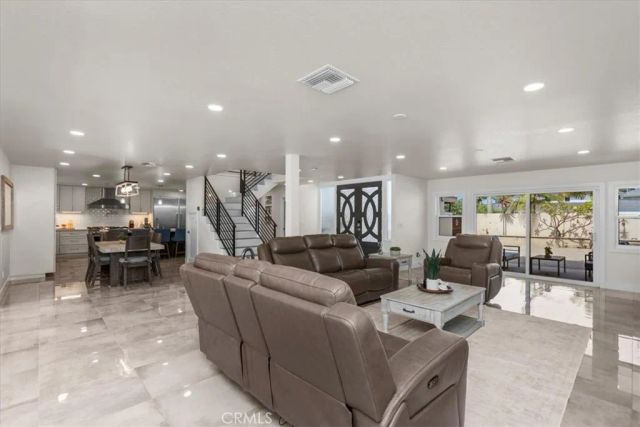 17130 Courtney, Huntington Beach, CA 92649