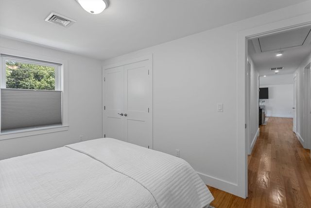 11 Madeline Rd, Falmouth, MA 02536