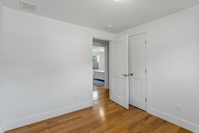 11 Madeline Rd, Falmouth, MA 02536