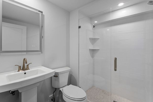 11 Madeline Rd, Falmouth, MA 02536