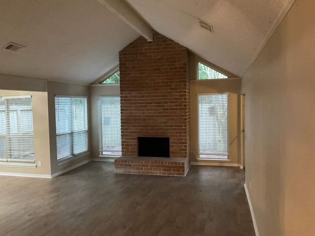2227 Briarwest Boulevard, Houston, TX 77077